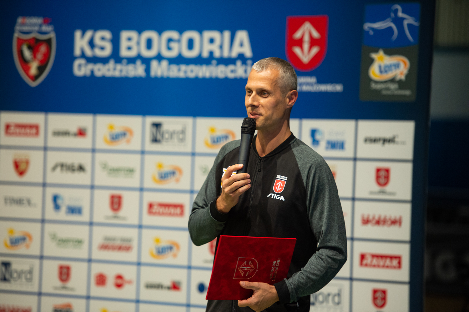 You are currently viewing Tomasz Redzimski nowym trenerem kadry narodowej seniorów