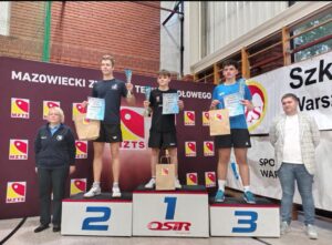 Read more about the article Miłosz Zajda wygrywa I Grand Prix Mazowsza Juniorów, Amelka Bukowska druga wśród Juniorek